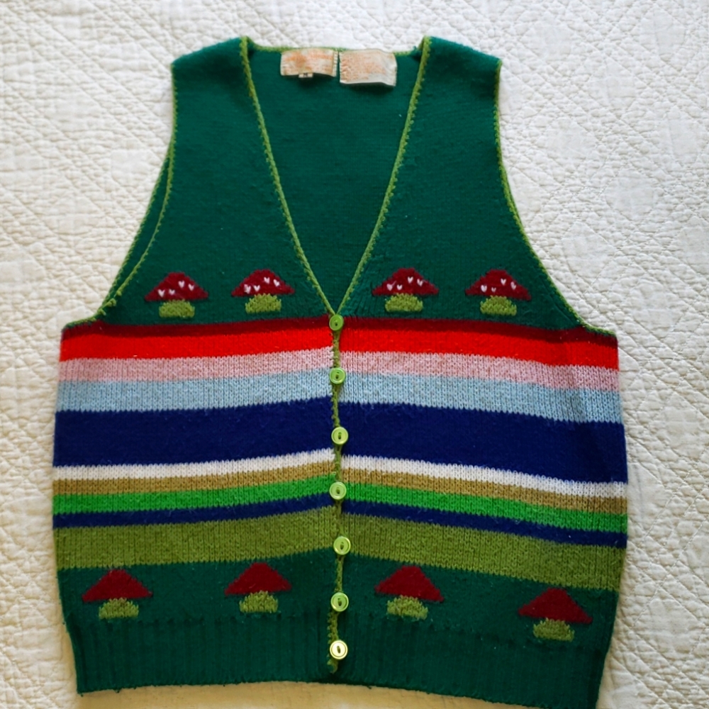 Vintage mushroom vest, super cute!!!!